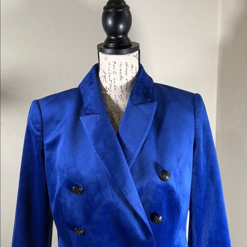 White House Black Market Royal Blue Blazer velvet - Picture 3 of 10